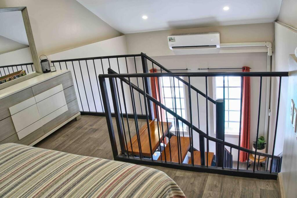 City Views Spacious Mezzanine Apartments Віллемстад Екстер'єр фото